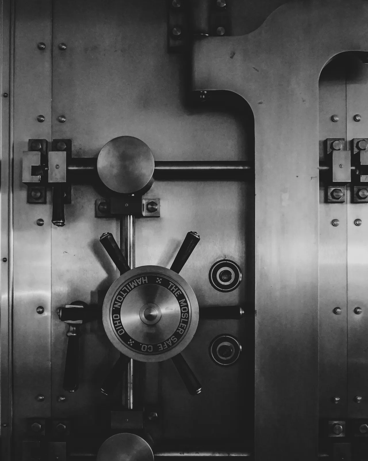 Låssmed i Simrishamn — på plats inom 30 minuter